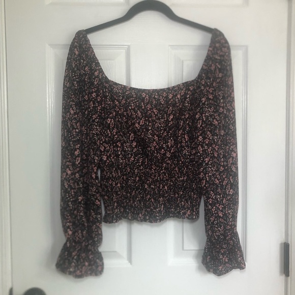 No Frills Los Angeles Cropped Blouse Size L Floral Print - Picture 5 of 7